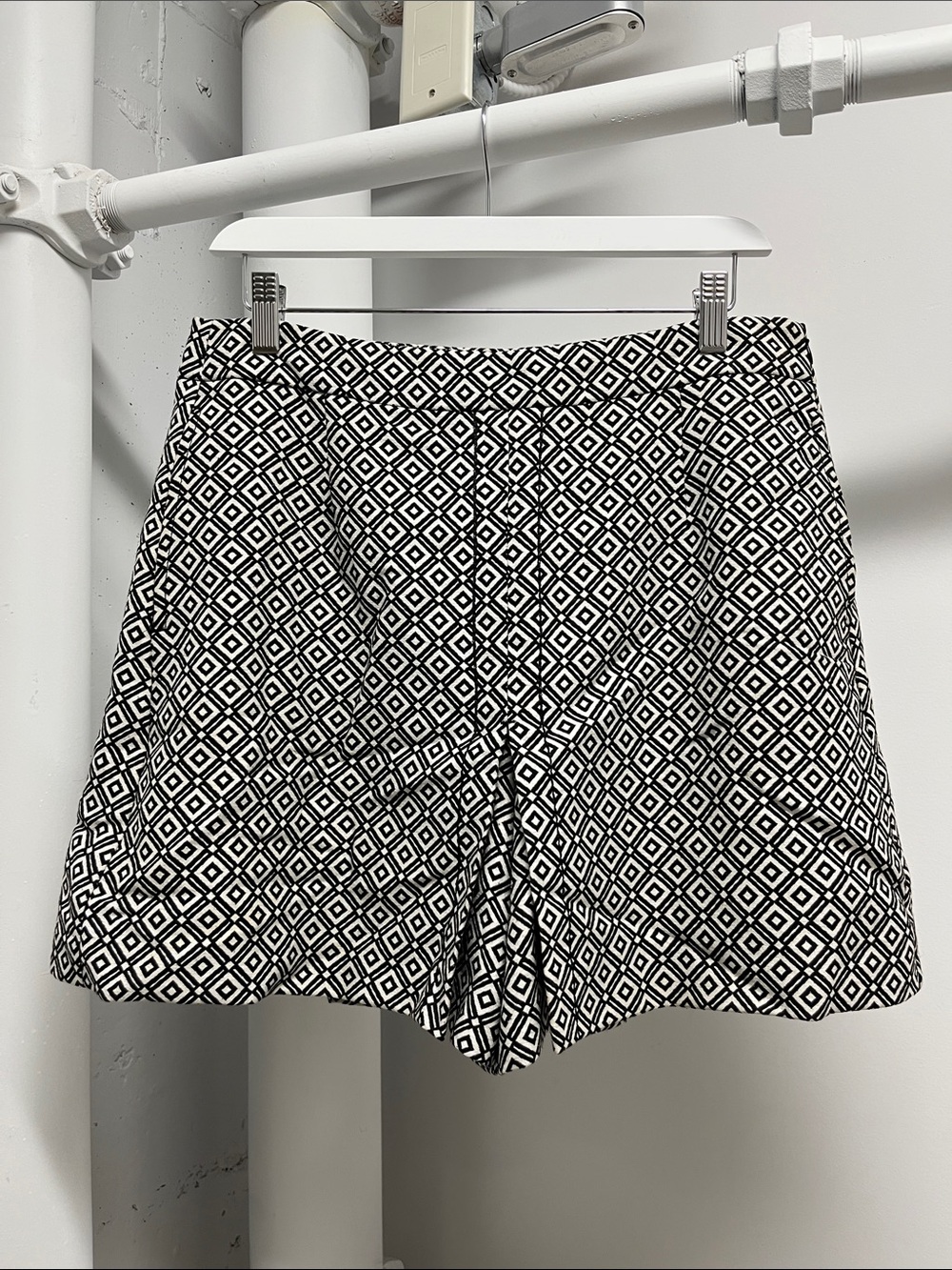 RED Valentino Black and White Geometric Skort